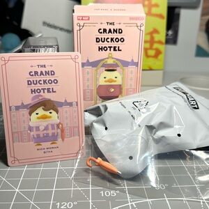 POP MART THE GRAND DUCKOO HOTEL RICH WOMAN